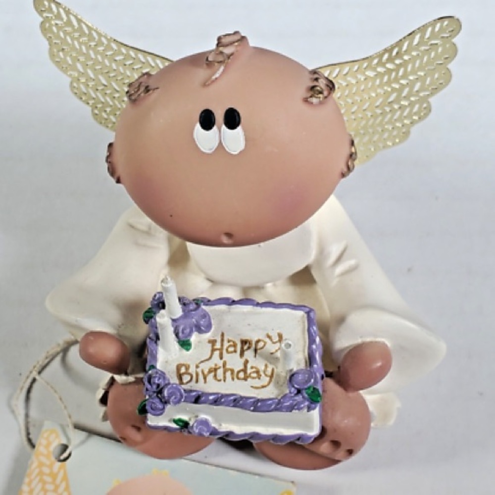 Russ Kirk’s Kritters Angel Cheeks Happy Birthday 🎁 Figurine- White and Purple